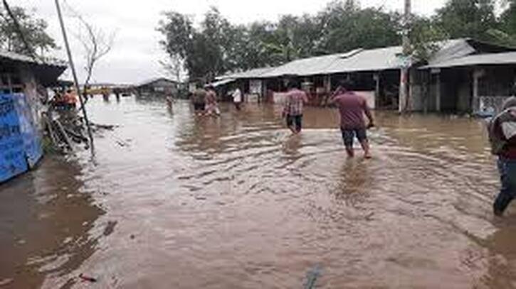 ঘূর্ণিঝড় রেমালের তান্ডবে বরগুনার ২০টি গ্রাম জলোচ্ছ্বাসে প্লাবিত