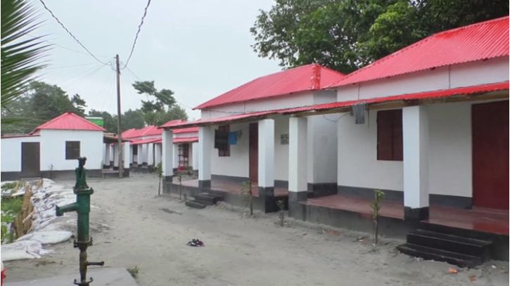 ৪ লাখ ৮৫ হাজার ৯২ ঘরহারা পরিবারকে ঘর দেবে সরকার