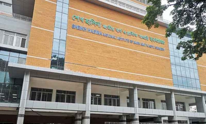 বাড্ডায় আগুন: স্বামীর পর স্ত্রীরও মৃত্যু