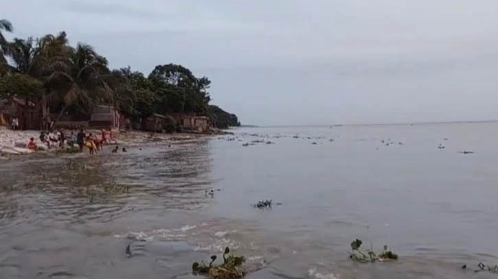 চাঁদপুরে পদ্মা-মেঘনা ও ডাকাতিয়ার পানি বৃদ্ধি, নিম্নাঞ্চল প্লাবিত