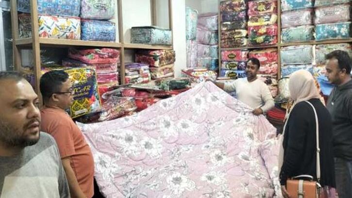 শীতে বেড়েছে কম্বল-কমফোর্টারের চাহিদা, দামও চড়া