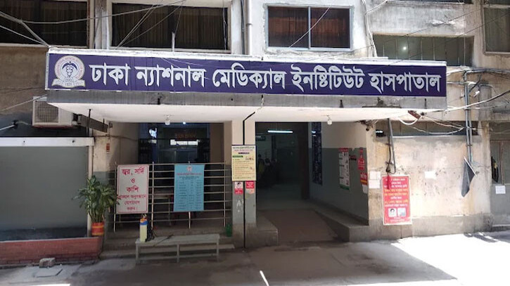 পুরান ঢাকায় হাসপাতালের সামনে একজনকে গুলি করে হত্যা
