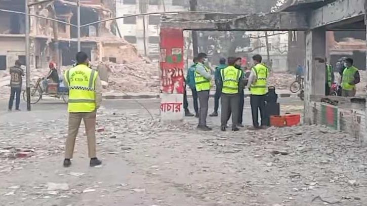 ধানমন্ডি ৩২: ‘হাড়ের আলামত’ সংগ্রহ সিআইডির