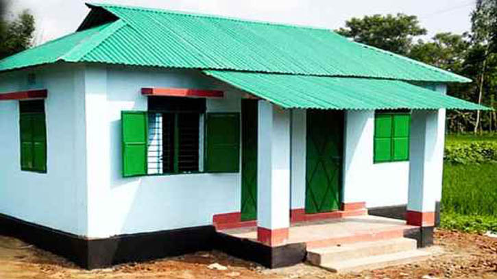 প্রধানমন্ত্রী কাল ৩২,৯০৪টি বাড়ি হস্তান্তর করবেন