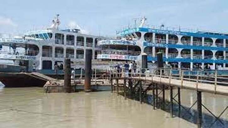 নোয়াখালীর হাতিয়ার সঙ্গে সারাদেশের নৌ-যোগাযোগ বন্ধ
