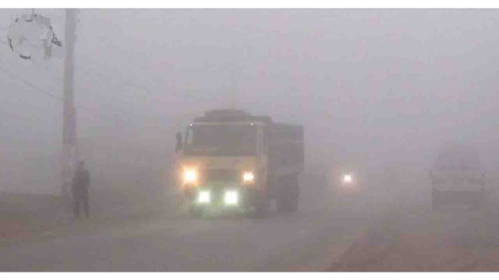 লালমনিরহাটে বেড়েছে শীতের তীব্রতা