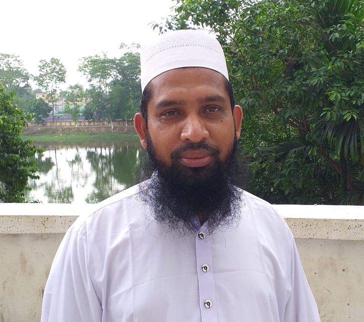 ৫০ বছর  এক মসজিদে খতমে তারাবির ইমামতি করছেন হাফেজ মাহফুজ