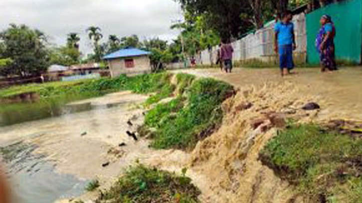 ভারি বর্ষণে খাগড়াছড়ির নিম্নাঞ্চল প্লাবিত