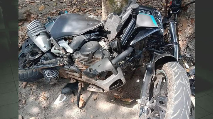 কোটালীপাড়ায় সড়ক দুর্ঘটনায় ৩ জন নিহত 