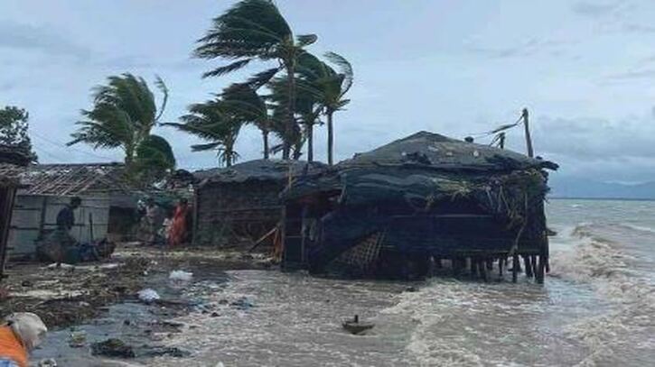 নিম্নচাপ: উপকূলে বৃষ্টির আভাস
