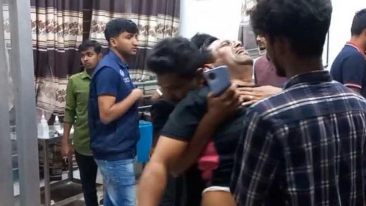 মাদারীপুরে শ্রমিকদল নেতাকে কুপিয়ে হত্যা