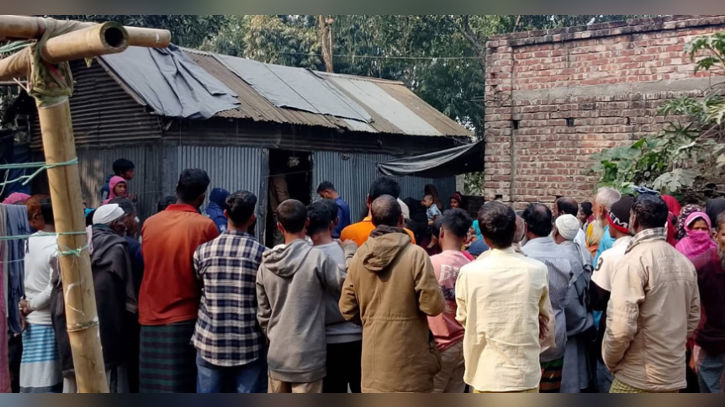 ময়মনসিংহে বাড়িতে ঢুকে যুবককে ছুরিকাঘাতে হত্যা