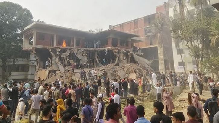 শেখ মুজিবের ৩২ নম্বর এখন ধ্বংসস্তূপ 