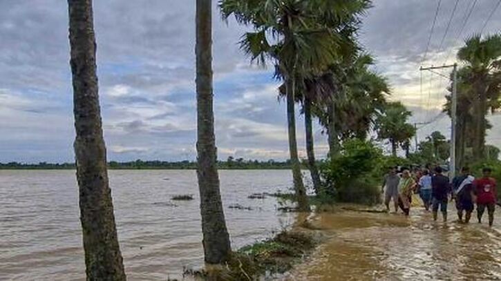 বন্যা: কুমিল্লা, নোয়াখালীতে ফিরছে মোবাইল নেটওয়ার্ক