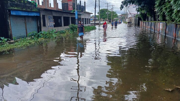 নোয়াখালী সদর ও বেগমগঞ্জে বন্যার পানি আবার বেড়েছে