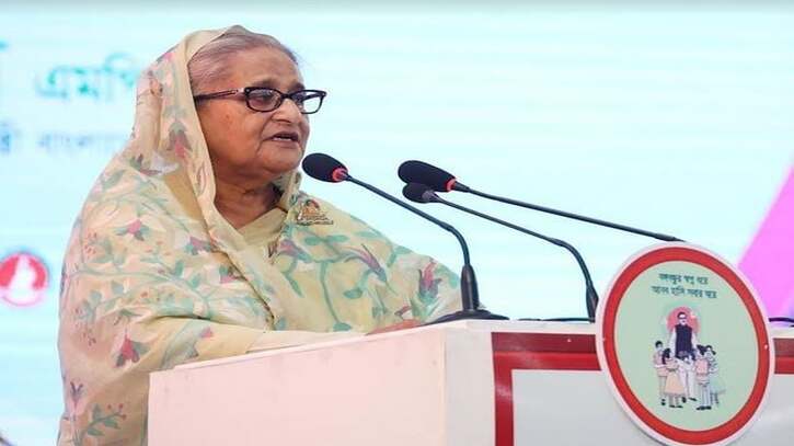 শিক্ষার্থীদের ওপর অতিরিক্ত চাপ না দিতে প্রধানমন্ত্রীর আহ্বান