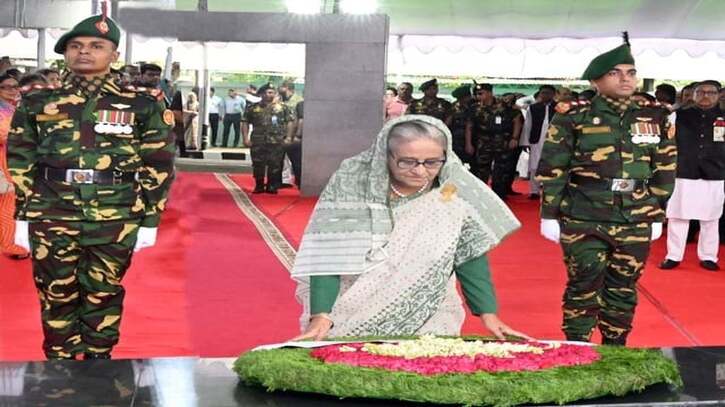 দলের প্রতিষ্ঠাবার্ষিকীতে বঙ্গবন্ধুর প্রতি শ্রদ্ধা নিবেদন প্রধানমন্ত্রীর