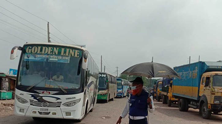 পাটুরিয়া ঘাটে এখনো চাপ নেই তেমন