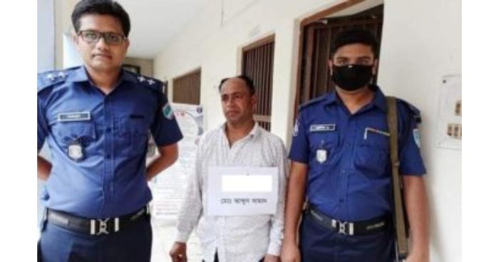 কারারক্ষী ,ইয়াবাসহ সহকর্মীকে ধরিয়ে দিলেন পুলিশের হাতে