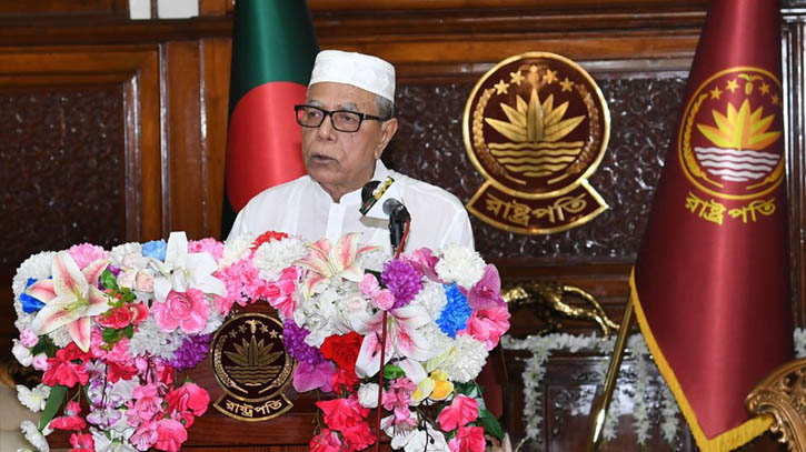 ঈদে বিত্তবানদের দুঃখী মানুষের পাশে দাঁড়াতে রাষ্ট্রপতির অনুরোধ