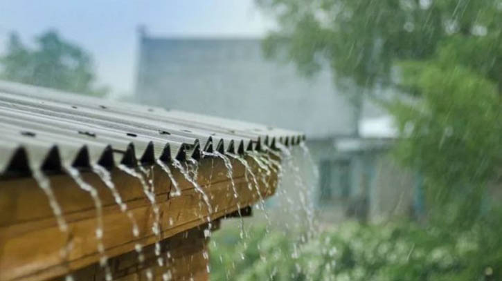 কোথাও কোথাও বজ্রসহ বৃষ্টির সম্ভাবনা 