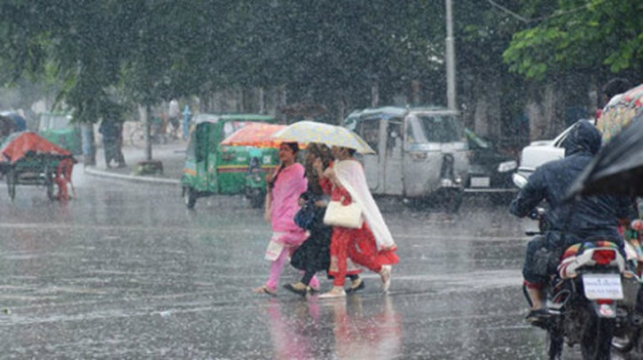 দেশে হালকা থেকে মাঝারি বৃষ্টির সম্ভাবনা
