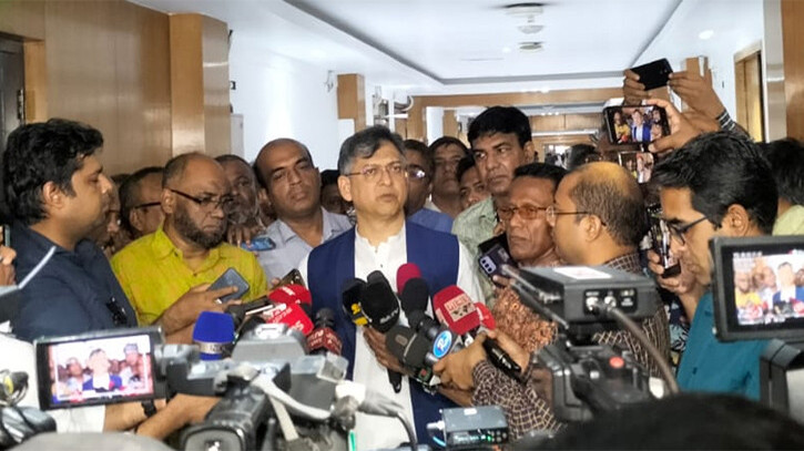 ঐকমত্য কমিশন নিষ্কৃতি পেতেই কিছু সুপারিশ দিয়েছে: সালাহউদ্দিন