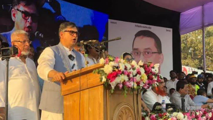 গণঅভ্যুত্থানে আ. লীগের রাজনৈতিক মৃত্যু হয়েছে : সালাহউদ্দিন আহমেদ