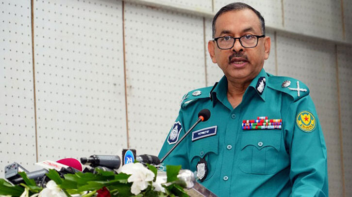 ১৫ বছরে রাজনৈতিক পরিচয়ে পুলিশে নিয়োগ ৯০ হাজার: ডিএমপি কমিশনার