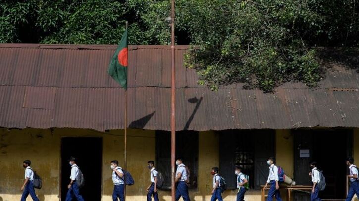 দুর্গাপূজায় স্কুল-কলেজ বন্ধ টানা ১১ দিন, অফিস ৩ দিন