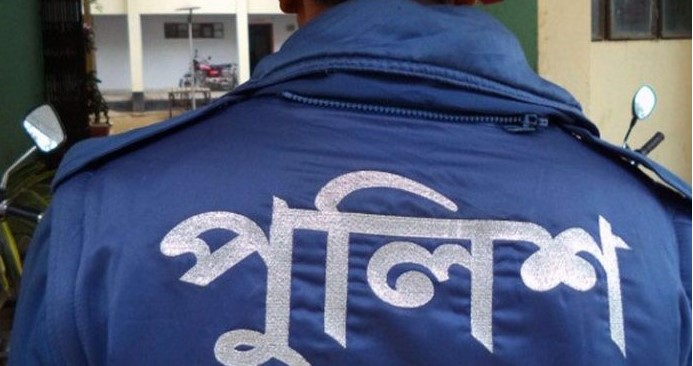 নারীঘটিত বিষয়ে জড়িত থাকার অভিযোগে বদলগাছী থানার এসআই বরখাস্ত