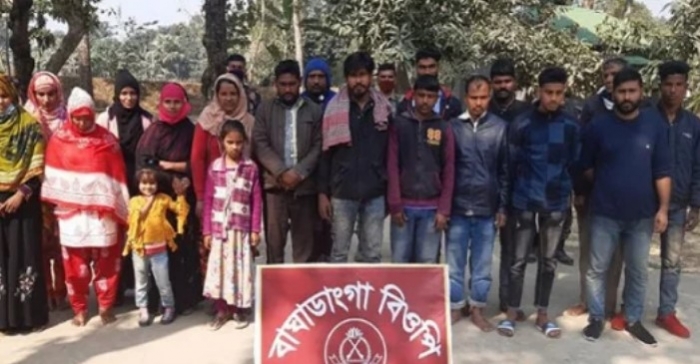 ঝিনাইদহে অবৈধভাবে ভারত যাওয়ার সময় আটক ১৯