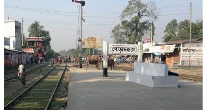 কুষ্টিয়ায় ট্রেন লাইনচ্যুত, খুলনার সঙ্গে সারাদেশের যোগাযোগ বন্ধ