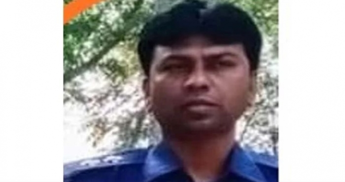 থানায় বিদ্যুৎস্পৃষ্ট হয়ে এসআই নিহত