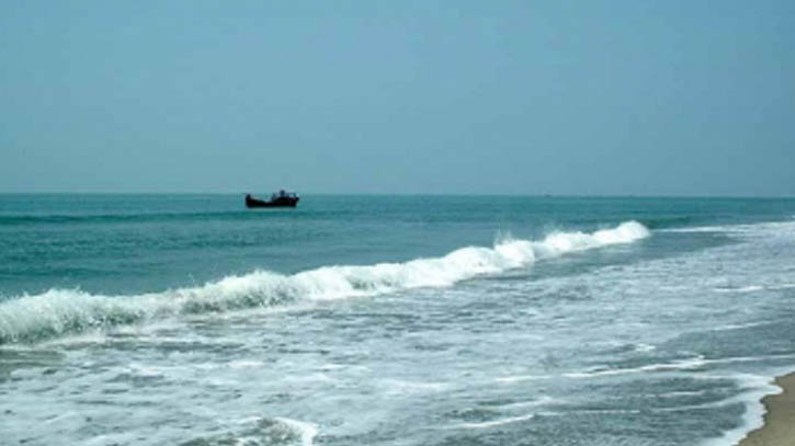 সমুদ্রে ভেসে এলো দুই শিশুর লাশ