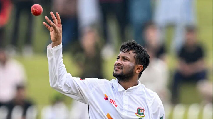 ‘বিদায়ী টেস্ট’ খেলে সাকিবের দেশ ছাড়ার প্রসঙ্গে যা বললেন আসিফ