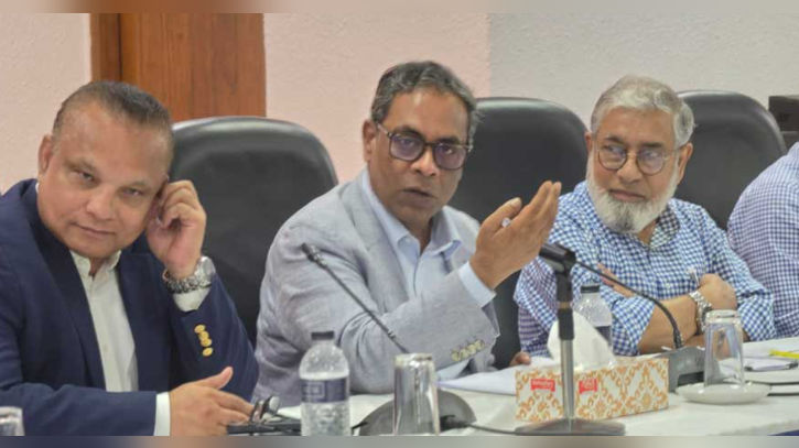 এক লাখ নতুন স্বাস্থ্যকর্মী নিয়োগের পরিকল্পনা