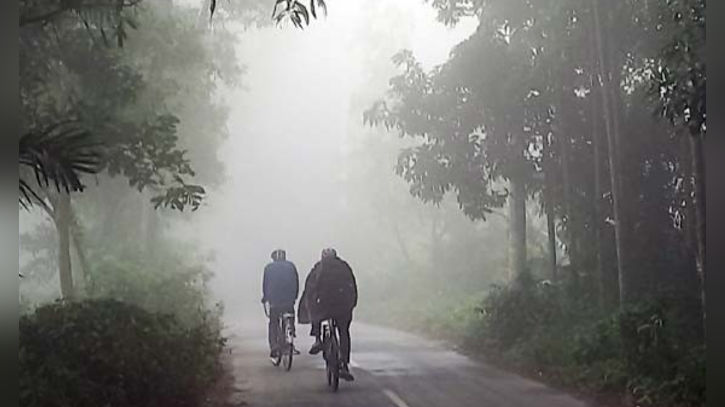 ১১ ডিগ্রির ঘরে তাপমাত্রা, কমতে পারে আরও