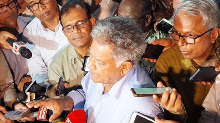 চাঁদাবাজি করলে সেনাপ্রধানকে বলেছি পা ভেঙে দিতে
