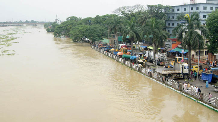 সিলেটে বন্যায় মানুষের কষ্টের শেষ নেই 