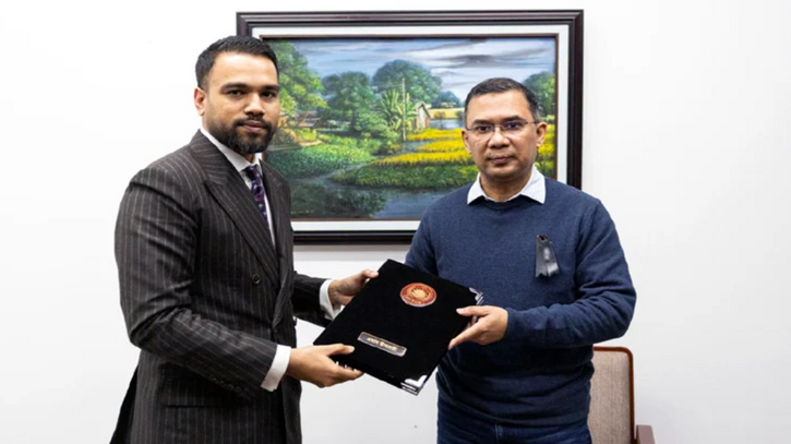 বেগম জিয়ার মৃত্যুতে প্রধান উপদেষ্টার শোক বার্তা হস্তান্তর