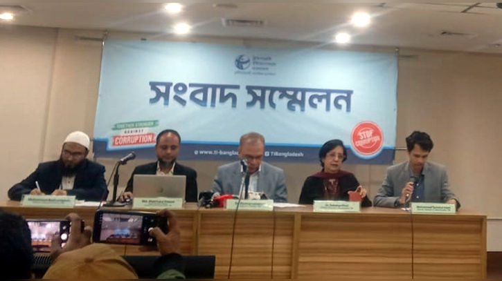 জামায়াতসহ ৩০টি দল কোনো নারীকে প্রার্থিতা দেয়নি: টিআইবি