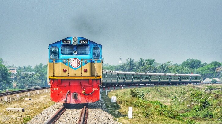 শোলাকিয়ার ঈদের জামাতে অংশগ্রহণকারীদের জন্য থাকছে স্পেশাল ট্রেন