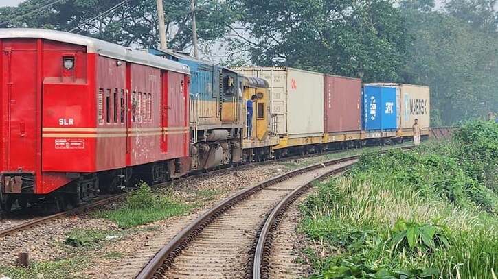 ব্রাহ্মণবাড়িয়ায় ৮ ঘণ্টা পর ট্রেন চলাচল স্বাভাবিক