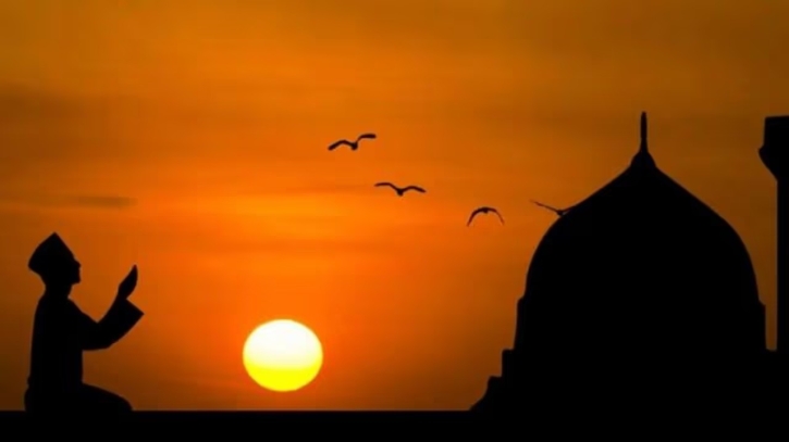 ঈদ আসে ঈদ যায়