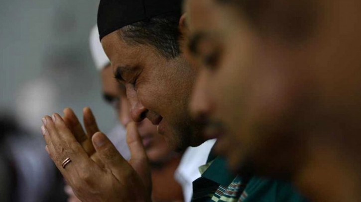 যে তিন চোখের জন্য জাহান্নাম হারাম