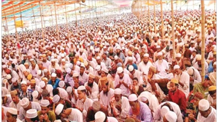 সার্বজনীনতা হারাচ্ছে ওয়াজ মাহফিল—দায় কার?