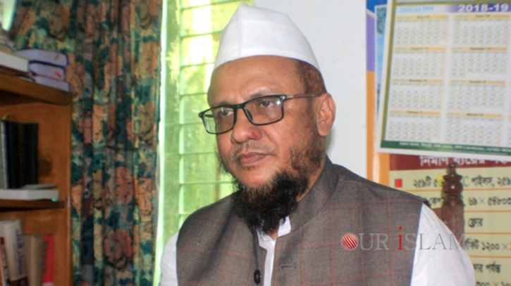 ইসলামি স্বকীয়তা ও সংস্কৃতির বিকৃতি