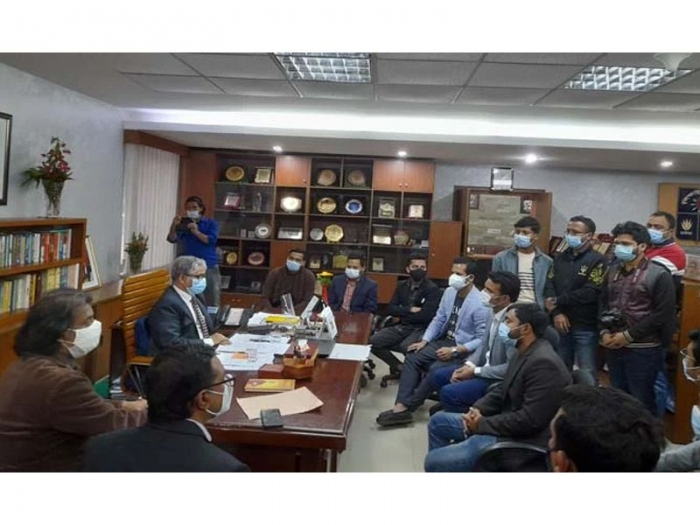 হল খুলতে জাতীয় সিদ্ধান্ত প্রয়োজন: ঢাবি উপাচার্য