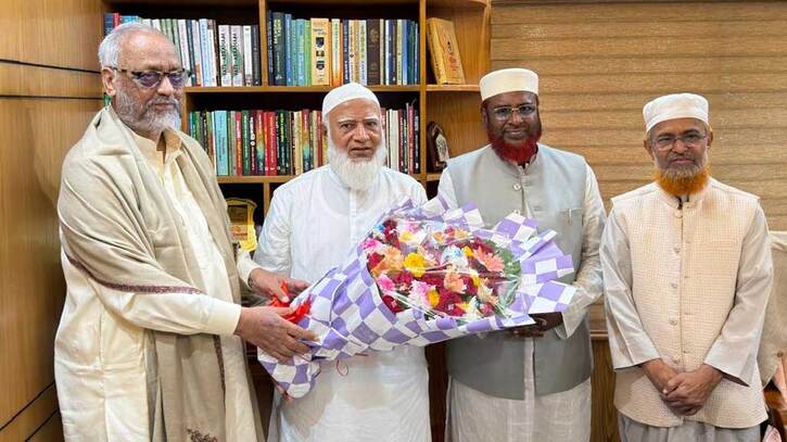 জামায়াতে যোগ দিলেন বিএনপির সাবেক এমপি আখতারুজ্জামান